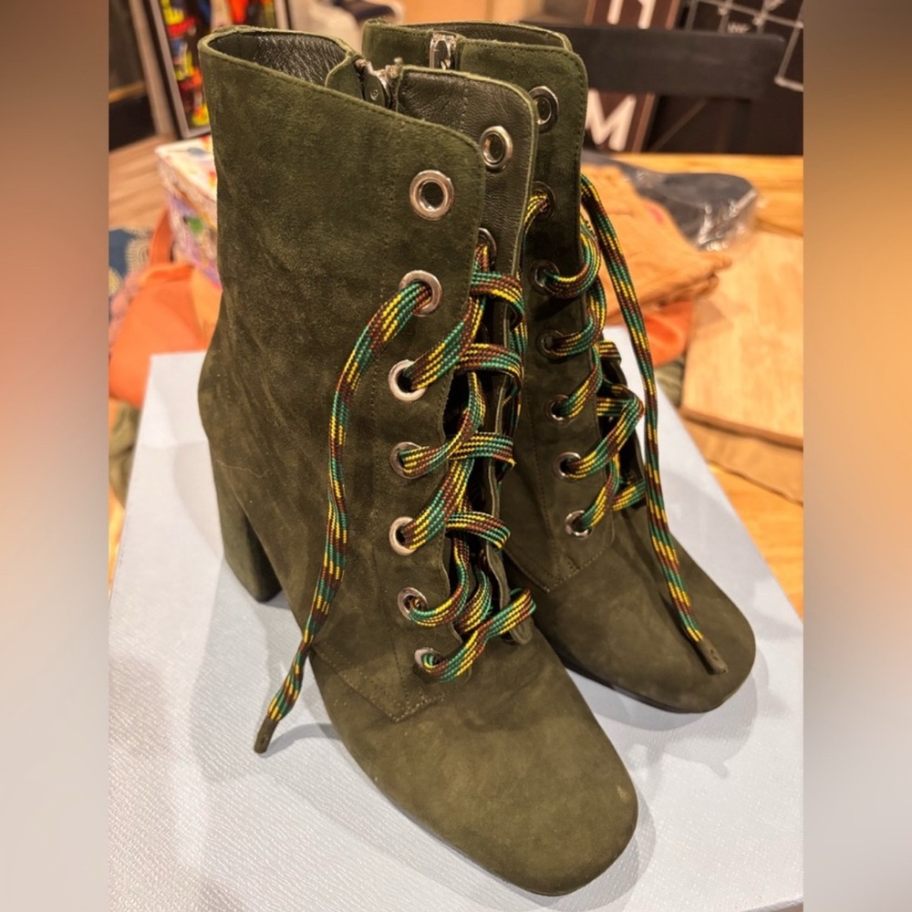 Authentic Prada Calzature Donna Olive Green Lace-Up Boots 38.5